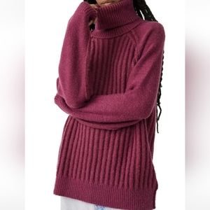 Free People Big City Turtleneck Sweater, Color Mulberry Garnet Com, Size Small.
